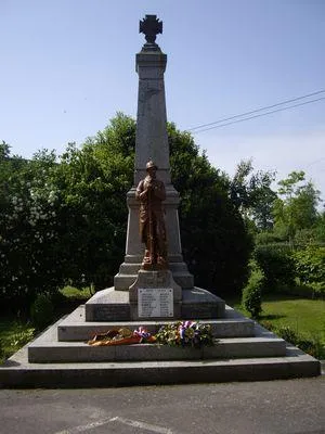 Monument aux morts de Mantilly