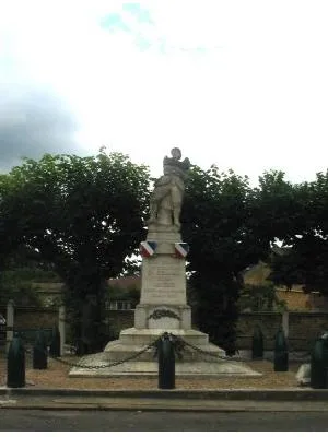 Monument aux morts de Saint-Germain-de-la-Coudre