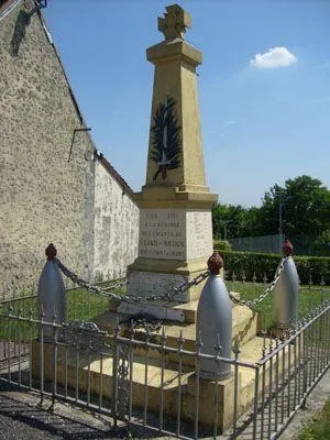 Monument aux morts de Saint-Langis-lès-Mortagne