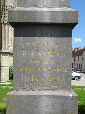 Monument aux Morts d'Exmes