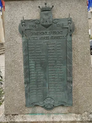 Monument aux Morts de Domfront-en-Poiraie