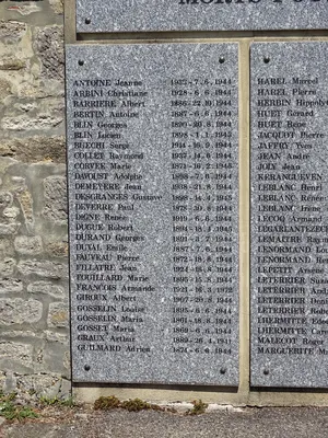 Plaque 39-45 du cimetière d'Argentan