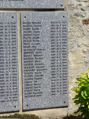Plaque 39-45 du cimetière d'Argentan