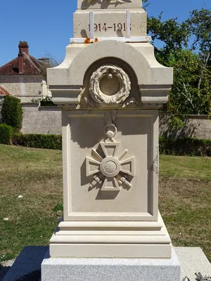 Monument aux Morts de Silly-en-Gouffern