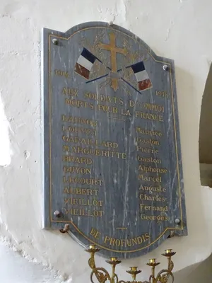 Plaque aux Morts de l'Église Notre-Dame-de-l'Assomption à Ommoy