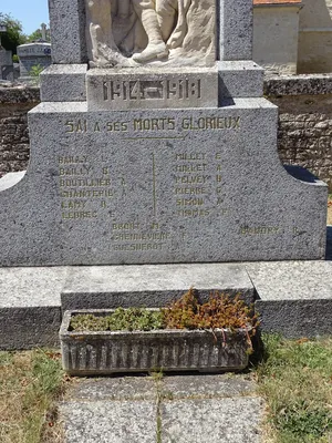 Monument aux Morts de Sai