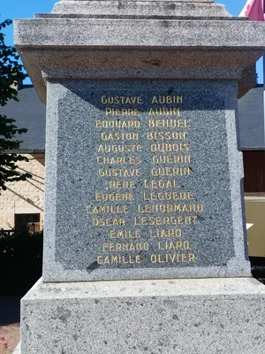 Monument aux Morts de Tournai-sur-Dive