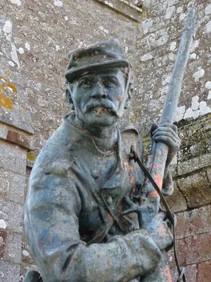 Mémorial aux Combattants des trois Générations à Saint-Bômer-les-Forges