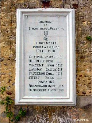 Plaque commémorative Mairie de Saint-Martin-des-Pézerits