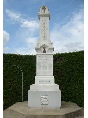 Monument aux morts de Saint-Martin-du-Vieux-Bellême