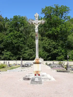 Croix du cimetière de Silly-en-Gouffern