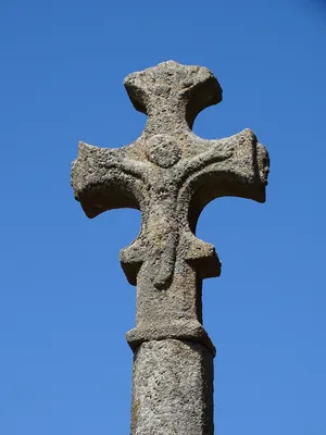 Croix de l'Église de Dompierre