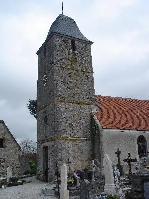 Église Saint-Pierre de Giel-Courteilles