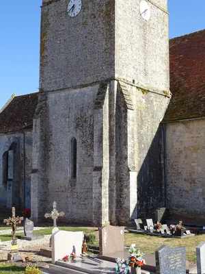 Église Saint-Rémi à Fontaine-les-Bassets