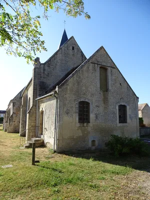Église Saint-Rémi à Fontaine-les-Bassets