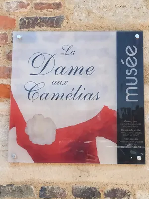 Musée de La Dame aux camélias à Gacé