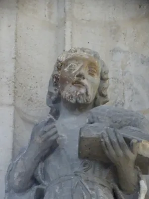 Statue : Saint-Jean-Baptiste dans l'Église Saint-Germain d'Argentan