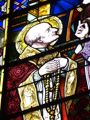 Vitrail Baie Q dans l'Église Notre-Dame-de-l'Assomption à La Ferté-Macé