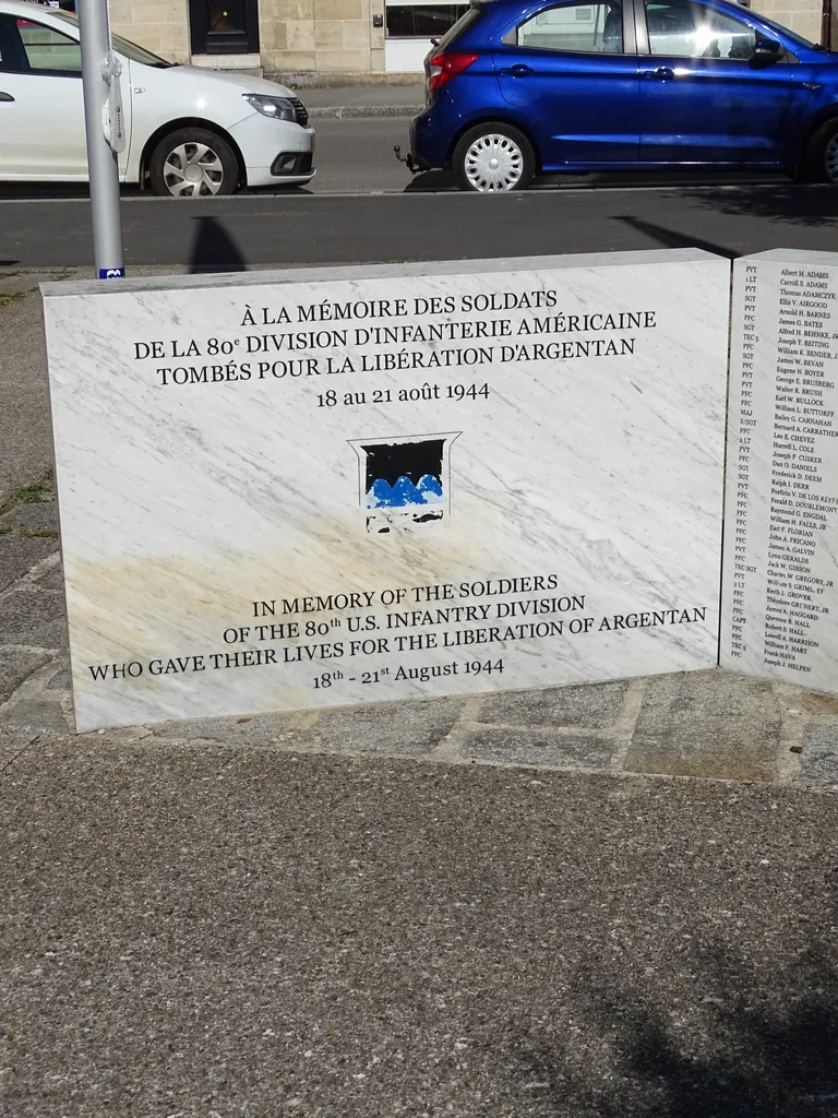 Monument 80th D.I. U.S à Argentan