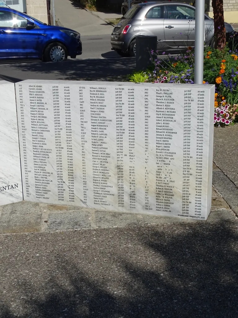 Monument 80th D.I. U.S à Argentan