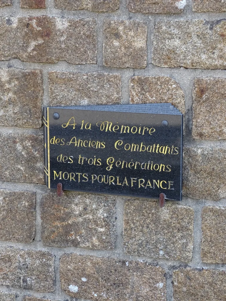 Mémorial aux Combattants des trois Générations à Saint-Bômer-les-Forges