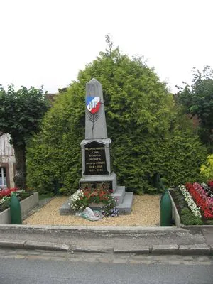 Monument aux morts de Moulins-la-Marche
