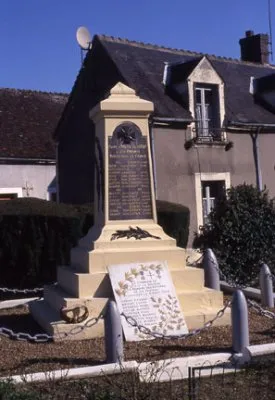Monument aux morts de Saint-Cyr-la-Rosière