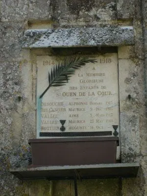 Monument aux morts de Saint-Ouen-de-la-Cour