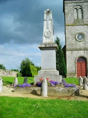 Monument aux morts de Saint-Ouen-le-Brisoult