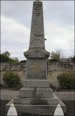 Monument aux morts de Tournai-sur-Dive