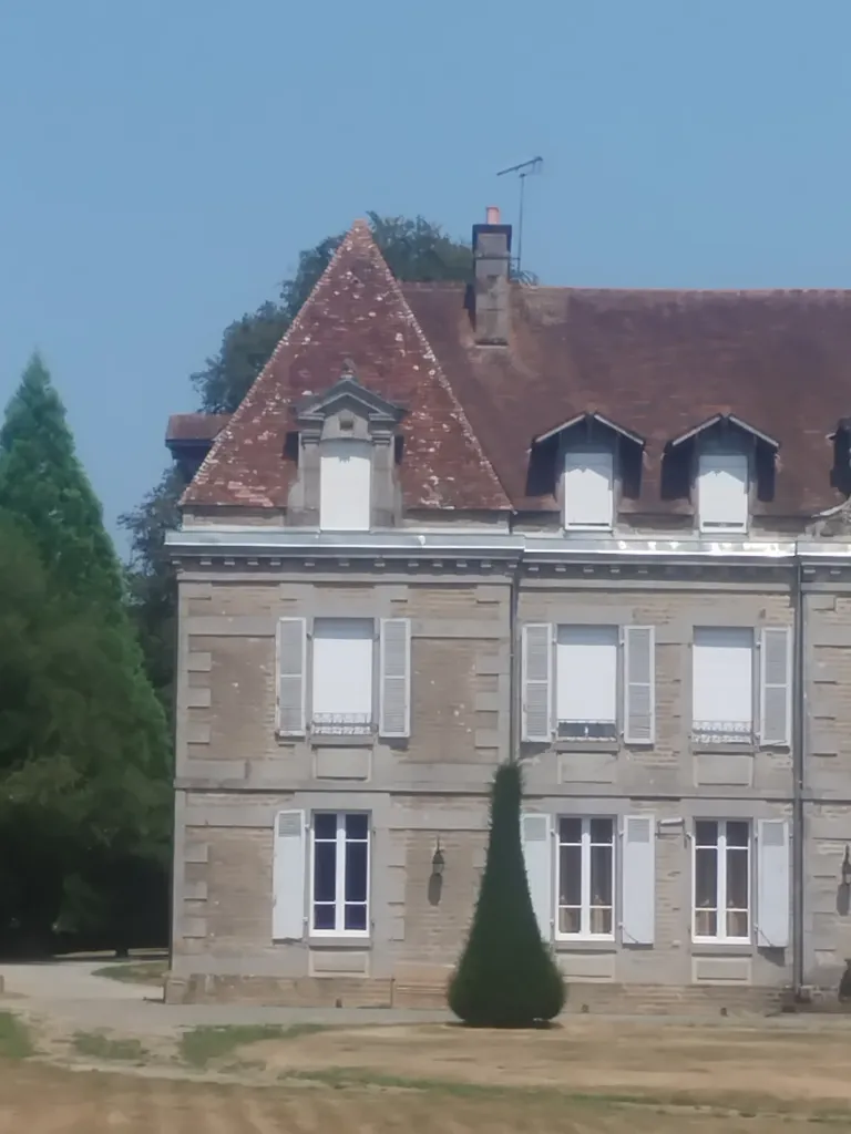 Château des Forges de Varennes à Champsecret