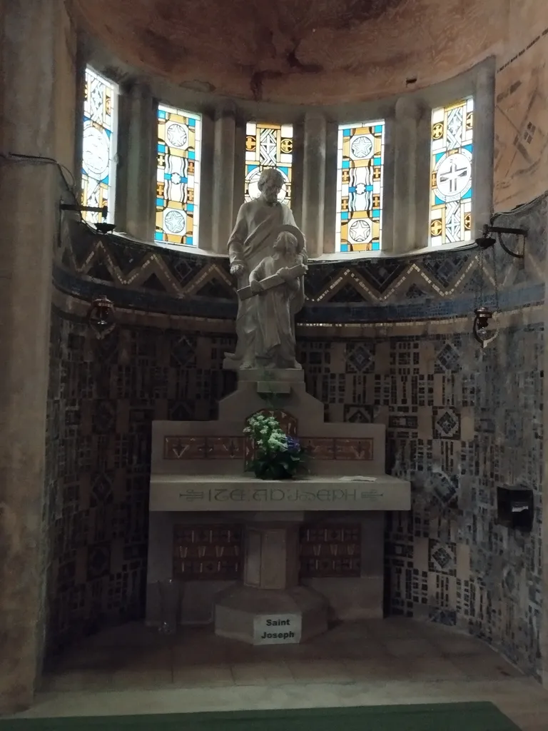 Église Saint-Julien à Domfront-en-Poiraie