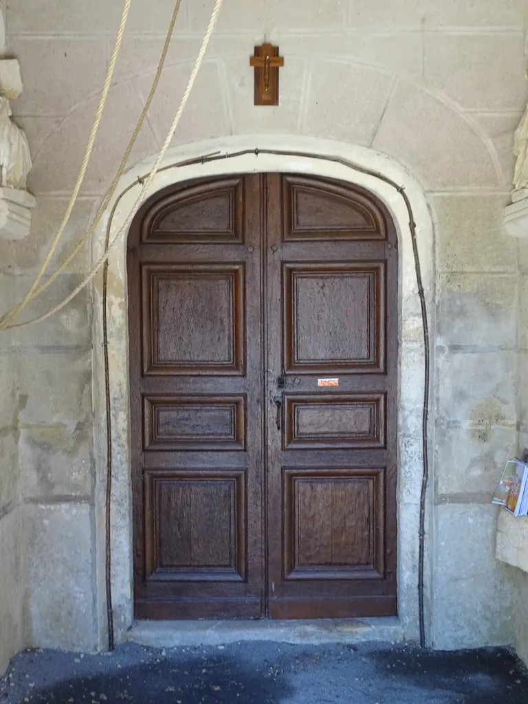 Église Saint-Gilles de Fougy au Bourg-Saint-Léonard