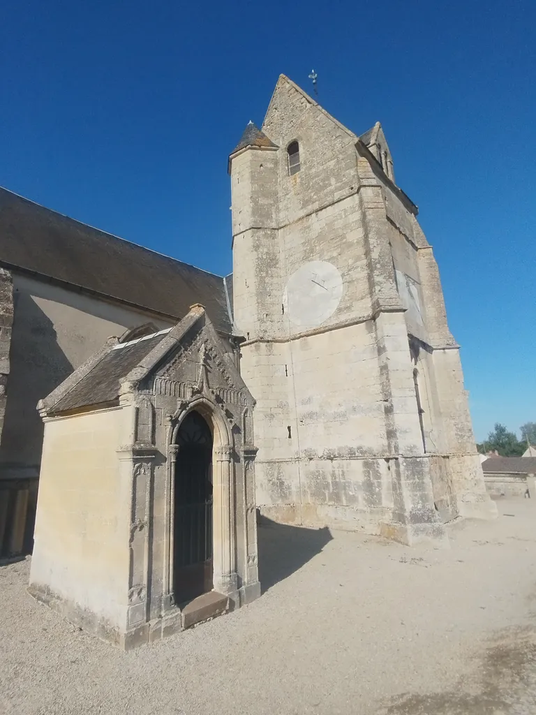 Église Saint-Paterne à Tournai-sur-Dive