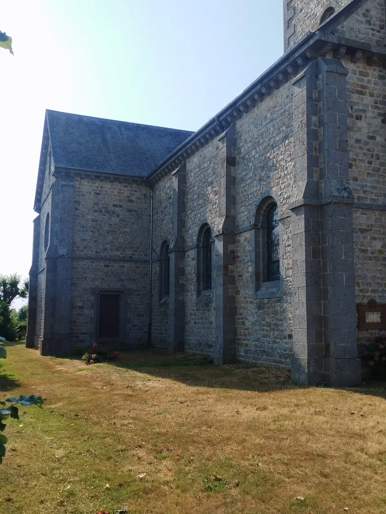 Église Saint-Pierre Saint-Paul à Rouellé