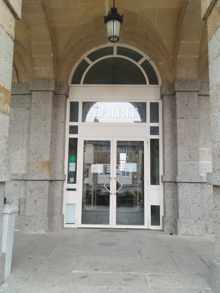 Mairie de Domfront-en-Poiraie