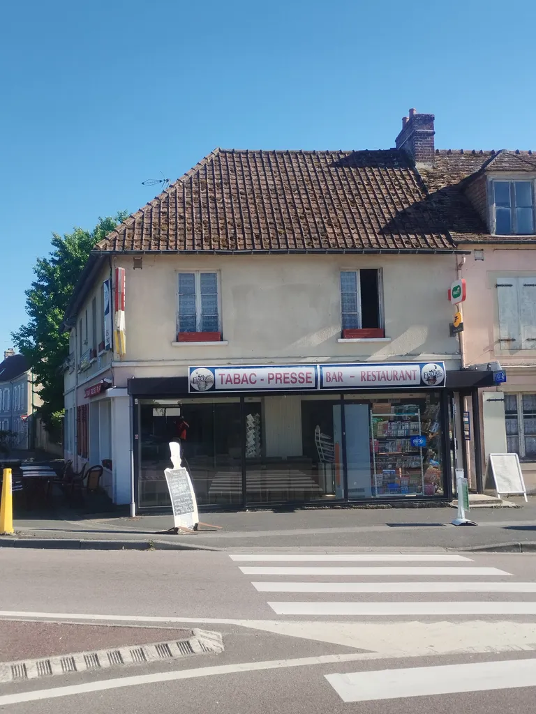 Relais Poste commerçant du Bourg-Saint-Léonard