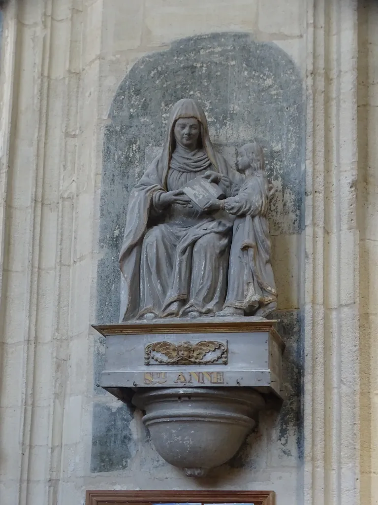 Groupe sculpté : Education de la Vierge dans l'Église Saint-Germain d'Argentan