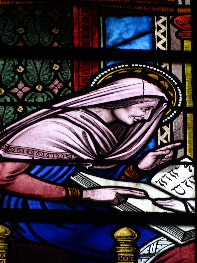 Vitrail Baie A : Sainte-Anne dans l'Église Notre-Dame-de-l'Assomption à La Ferté-Macé