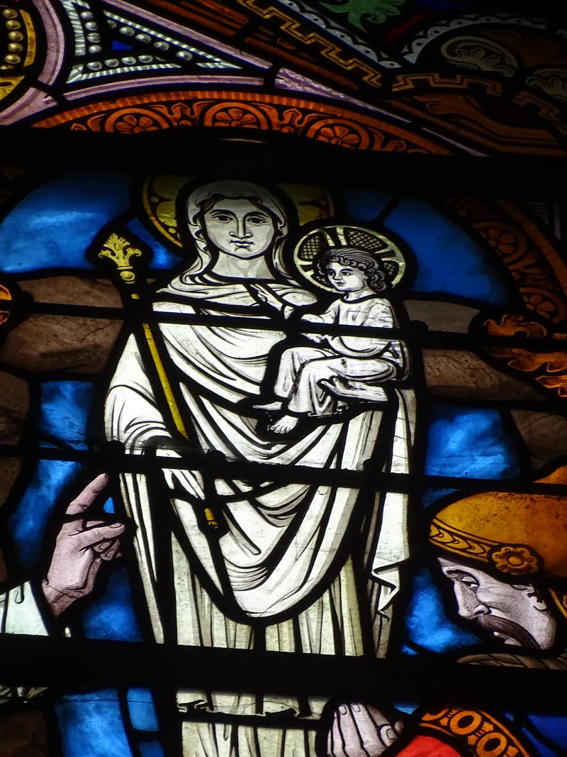 Vitrail Baie C : Saint-Denis dans l'Église Notre-Dame-de-l'Assomption à La Ferté-Macé