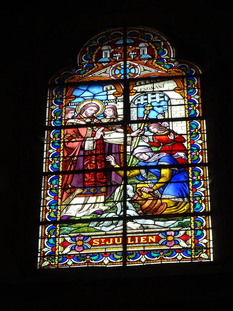 Vitrail Baie H : Saint-Julien dans l'Église Notre-Dame-de-l'Assomption à La Ferté-Macé