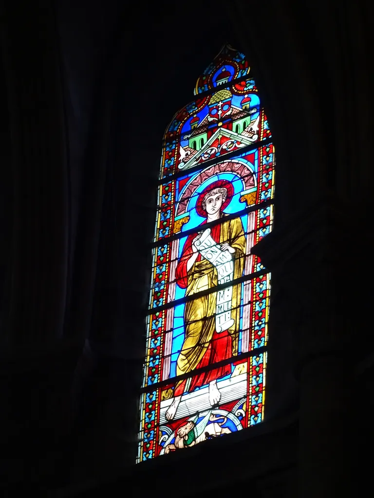 Vitrail Baie P dans l'Église Notre-Dame-de-l'Assomption à La Ferté-Macé
