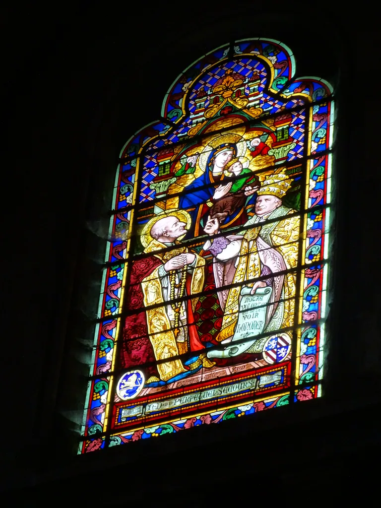 Vitrail Baie Q dans l'Église Notre-Dame-de-l'Assomption à La Ferté-Macé